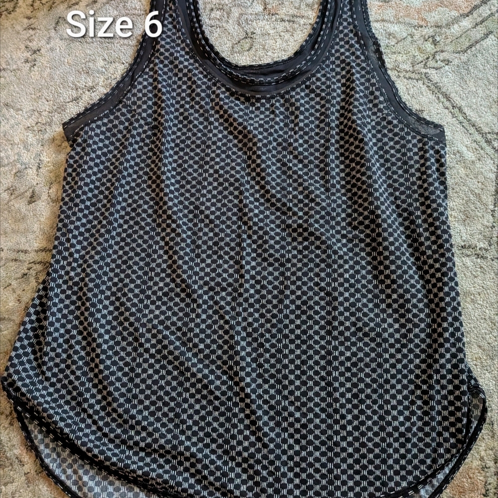 Black Patterned Women's Tank Top Lululemon Size 6